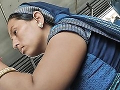 Desi Rajasthani Bhabhi Hot Stomach In Bus